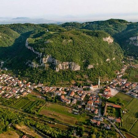 Bed and Breakfast Brojo Hill Longare Zewnętrze zdjęcie