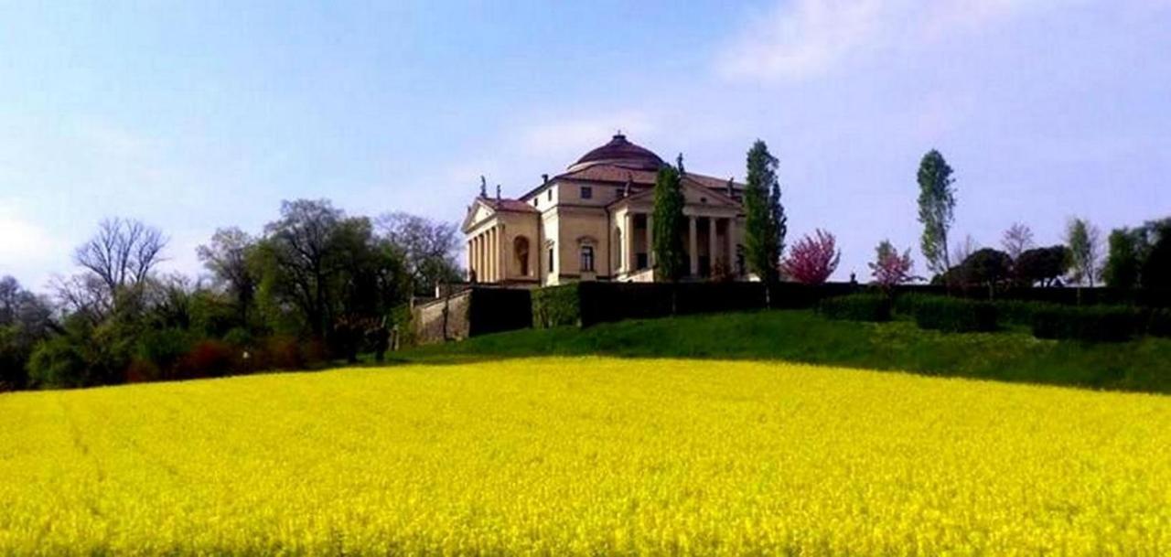 Bed and Breakfast Brojo Hill Longare Zewnętrze zdjęcie